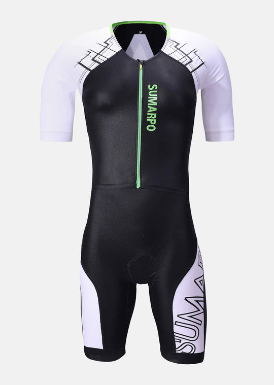 Short sleeve tri suit combining comfort and aerodynamic design